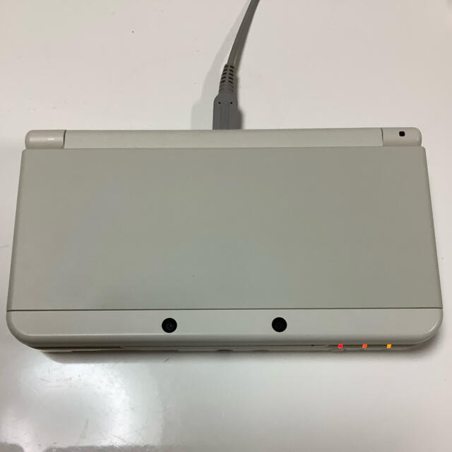 Nintendo 3DS NEW ニンテンドー 本体 ホワイト　美品(箱有)携帯用ゲーム機本体