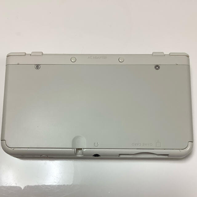 ニンテンドー3DS(ニンテンドー3DS)のNintendo 3DS NEW ニンテンドー 本体 ホワイト　美品(箱有) エンタメ/ホビーのゲームソフト/ゲーム機本体(携帯用ゲーム機本体)の商品写真