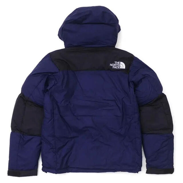 THE NORTH FACE(ザノースフェイス)の新品・未開封！ノースフェイス　バルトロライトジャケット　ネイビー　Lサイズ メンズのジャケット/アウター(ダウンジャケット)の商品写真