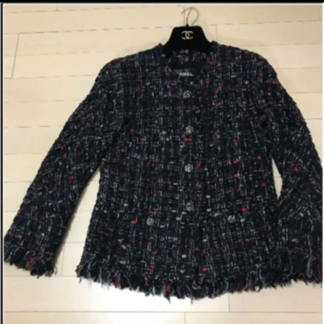CHANEL - シャネル☆ココマークボタンが2列にたっぷり シャネル CHANEL - シャネル☆ココマークボタンが2列にたっぷり シャネル