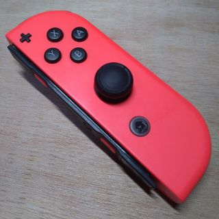 ニンテンドースイッチ(Nintendo Switch)のニンテンドースイッチ　ジョイコン右　ネオンレッド　動作良好　修理品　保証付(家庭用ゲーム機本体)