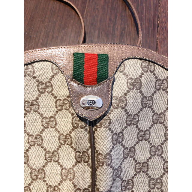 Gucci(グッチ)のオールドグッチ　GUCCI ショルダーバッグ　クリスマス　 レディースのバッグ(ショルダーバッグ)の商品写真