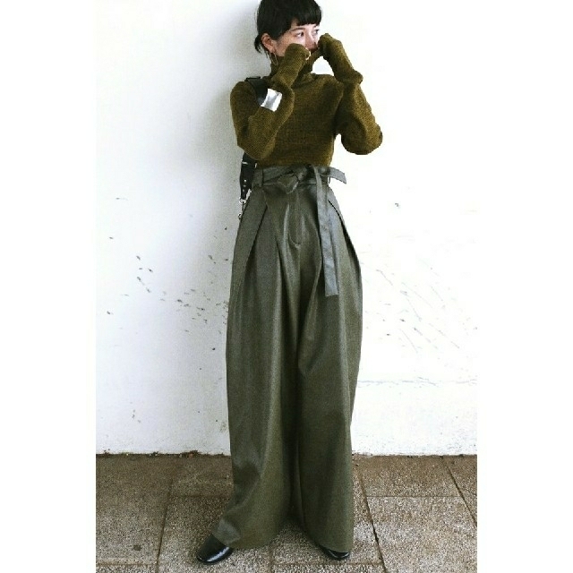 STUDIOUS(ステュディオス)の【新品】CLANE クラネ / WIDE TUCK LEATHER PANTS レディースのパンツ(その他)の商品写真