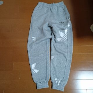 アディダス(adidas)のアディダス ラージロゴ スウェットパンツ(その他)