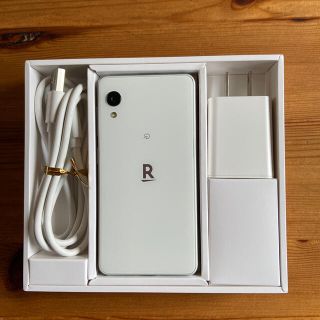 ラクテン(Rakuten)のRakuten mini ホワイト　美品(スマートフォン本体)