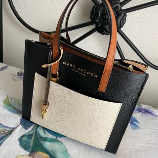 マークジェイコブス(MARC JACOBS)のマークジェイコブス　ハンドバッグ(ハンドバッグ)