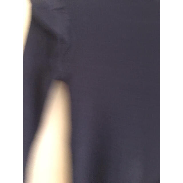 専用⭐️肩フリルタートルリブニット  ネイビーと白ニット レディースのトップス(ニット/セーター)の商品写真