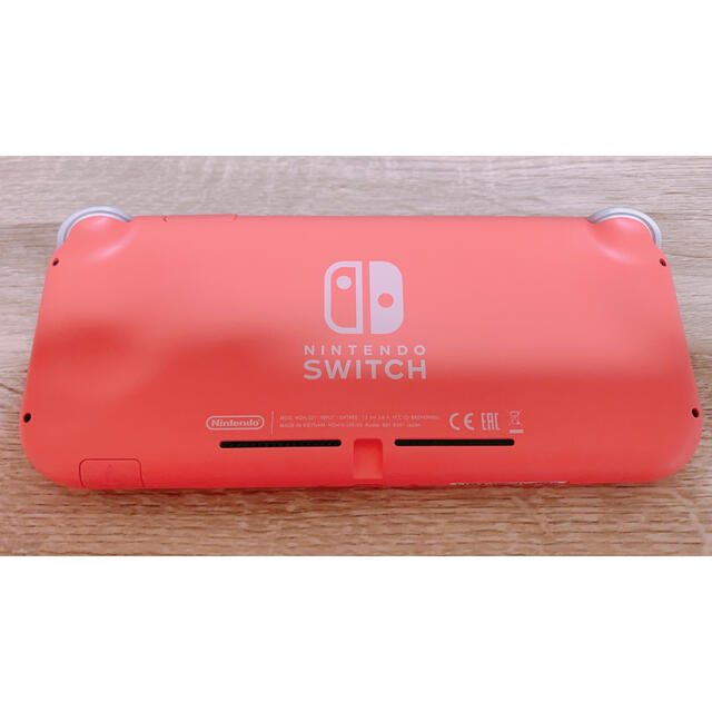 Nintendo Switch(ニンテンドースイッチ)のSwitch lite ＋ あつ森ソフト エンタメ/ホビーのゲームソフト/ゲーム機本体(携帯用ゲーム機本体)の商品写真