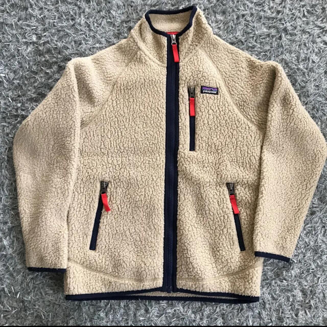 patagonia(パタゴニア)のPatagonia Boy's レトロパイルジャケット　  キッズ/ベビー/マタニティのキッズ服男の子用(90cm~)(ジャケット/上着)の商品写真