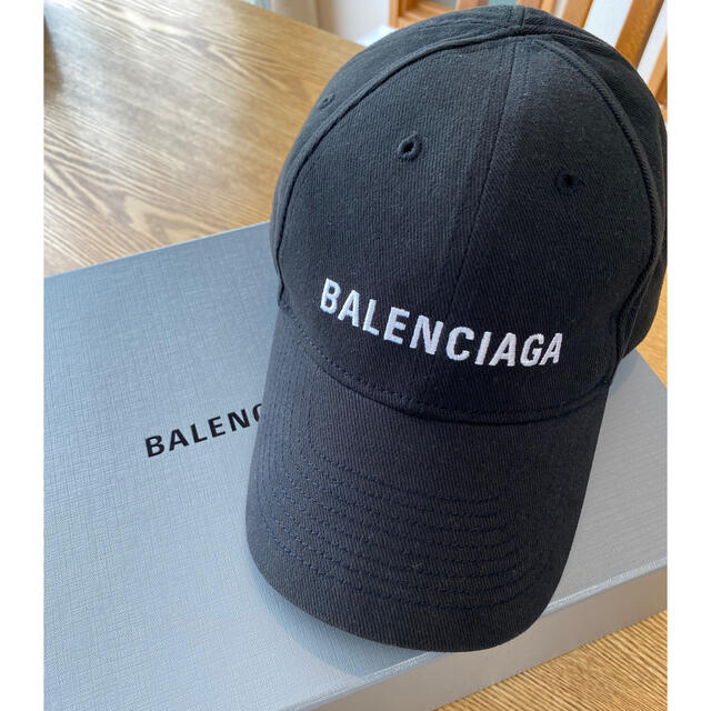 Balenciaga(バレンシアガ)のPAM様専用　BALENCIAGA バレンシアガキャップ　ブラック　L58 メンズの帽子(キャップ)の商品写真
