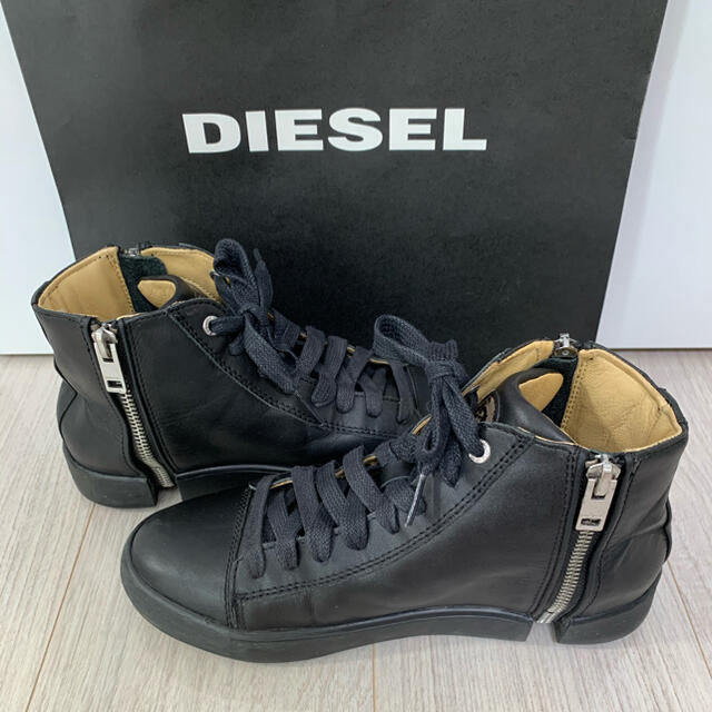 DIESEL(ディーゼル)のDIESEL ディーゼル スニーカー レザー 黒 レディースの靴/シューズ(スニーカー)の商品写真