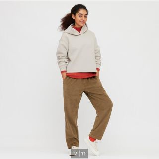 ユニクロ(UNIQLO)のジャージーリラックスアンクルパンツ（コーデュロイ）(カジュアルパンツ)