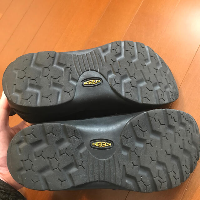 KEEN(キーン)のkeen ジャスパー　ブラック　26.5cm メンズの靴/シューズ(スニーカー)の商品写真