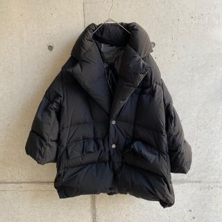 ガンリュウ(GANRYU)のFUMITO GANRYU TRAPEZE LAPELED DOWNJACKET(ダウンジャケット)