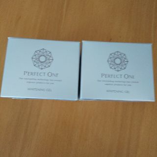 パーフェクトワン(PERFECT ONE)のパーフェクトワン　薬用ホワイトニング2個(オールインワン化粧品)