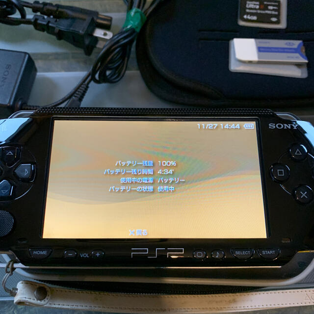 PlayStation Portable(プレイステーションポータブル)のE46 clubsports さん専用　PSP 1000本体 エンタメ/ホビーのゲームソフト/ゲーム機本体(携帯用ゲーム機本体)の商品写真