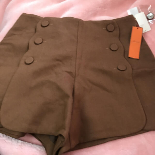 SCOT CLUB(スコットクラブ)の値下げ　新品　スコットクラブ　ショートパンツ レディースのパンツ(ショートパンツ)の商品写真