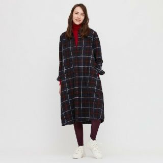 ユニクロ(UNIQLO)のるな様専用☆フランネルAラインワンピース(ひざ丈ワンピース)