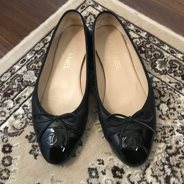 靴/シューズvintage chanel pumps