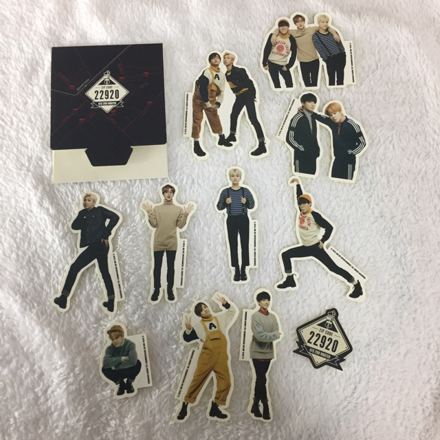 防弾少年団(BTS)(ボウダンショウネンダン)のくまゴロ様専用 bts 2nd muster 22920 ステッカーセット インテリア/住まい/日用品の文房具(シール)の商品写真