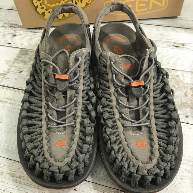 KEEN(キーン)のKEEN キーン UNEEKFLAT(旧モデル)   11.27□007 メンズの靴/シューズ(サンダル)の商品写真