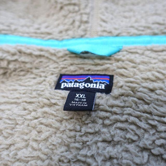 patagonia(パタゴニア)のpatagonia(パタゴニア)フリース フーディー ボアパーカー☆ベージュ レディースのトップス(パーカー)の商品写真
