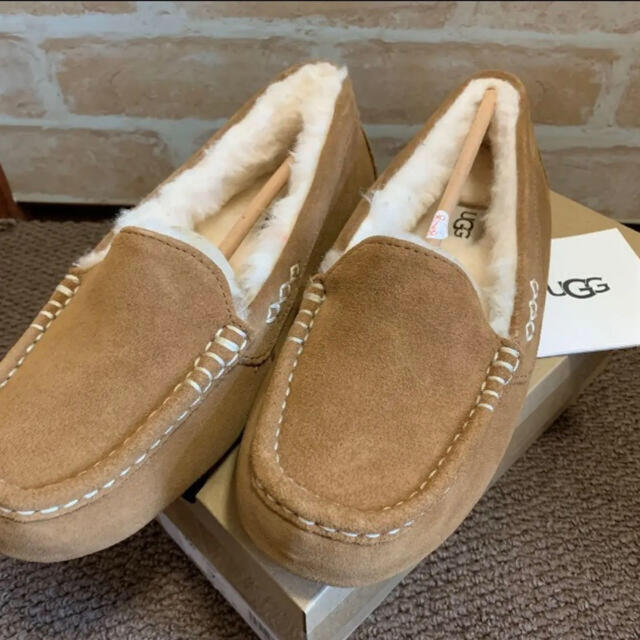 UGG アンスレー Ansley ムートン モカシン チェスナット US7 売れ筋が