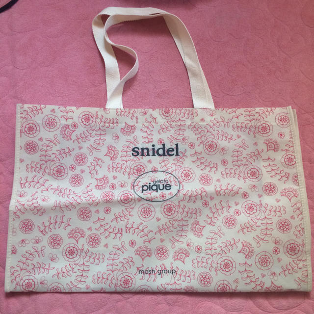 SNIDEL(スナイデル)の限定ショッパー、サイズ大♡ レディースのバッグ(ショップ袋)の商品写真