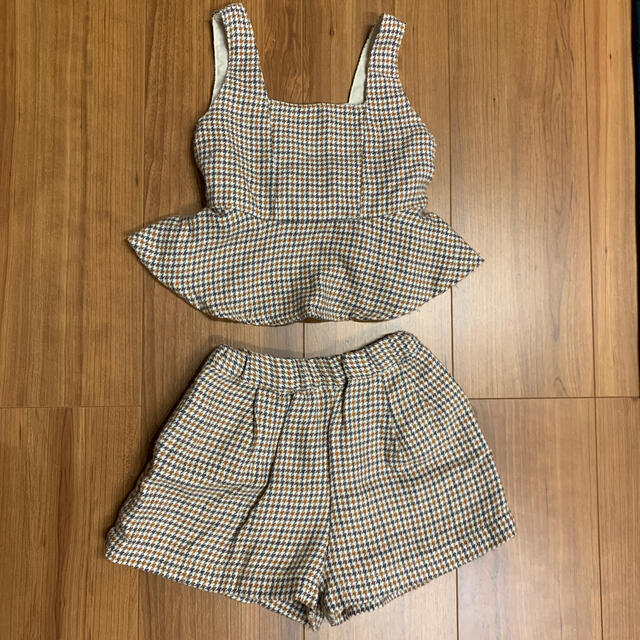 petit main(プティマイン)のpetit main ペプラム　セットアップ　ベビー服　サイズ80 キッズ/ベビー/マタニティのベビー服(~85cm)(シャツ/カットソー)の商品写真