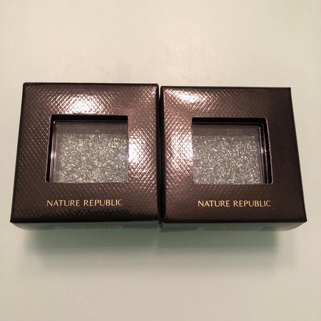 NATURE REPUBLIC(ネイチャーリパブリック)のNATURE REPUBLIC ジェムストーングリッターアイシャドウ 2個セット コスメ/美容のベースメイク/化粧品(アイシャドウ)の商品写真