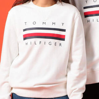NEW低価 TOMMY HILFIGER - TOMMY HILFIGER トレーナーの通販 by アイリ
