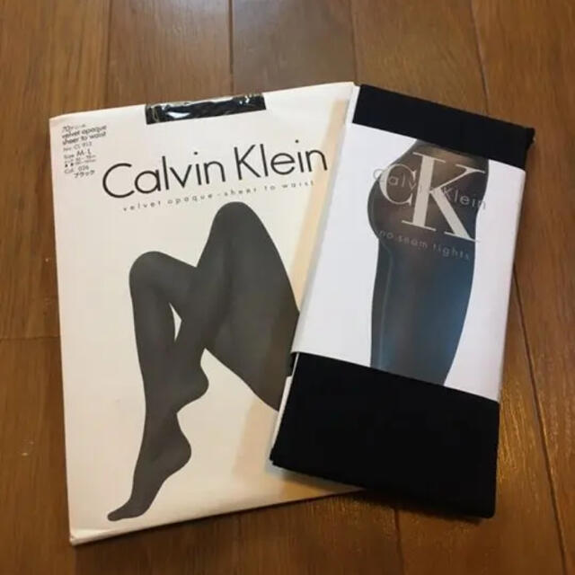 Calvin Klein(カルバンクライン)の【未使用】calvin kleinのお得なセット★使える黒タイツ2点 レディースのレッグウェア(タイツ/ストッキング)の商品写真
