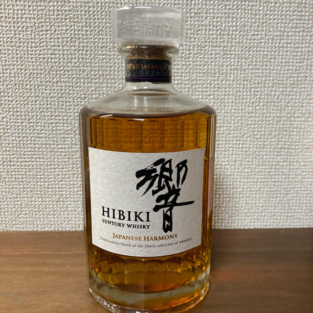 サントリー 響 ジャパニーズハーモニー 700ml サントリー 響 ジャパニーズハーモニー 700ml