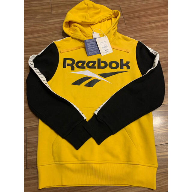 Reebok(リーボック)のReebok、リーボックパーカー新品黄色、イエロー メンズのトップス(パーカー)の商品写真