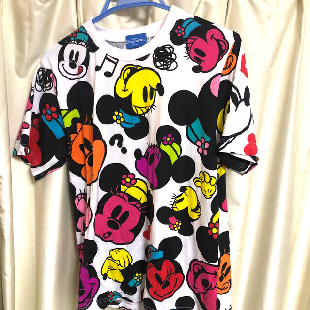 ディズニー　ミニー　総柄Tシャツ　大人用 レディースのトップス(Tシャツ(半袖/袖なし))の商品写真