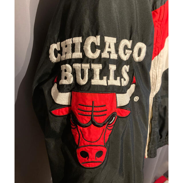 Supreme(シュプリーム)のシカゴブルズ　中綿ジャケット　Chicago bulls supreme メンズのジャケット/アウター(ブルゾン)の商品写真