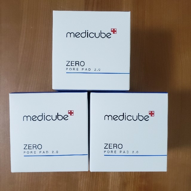 三箱セットメディキューブ(MEDICUBE) ゼロ毛穴パッド　 コスメ/美容のスキンケア/基礎化粧品(パック/フェイスマスク)の商品写真