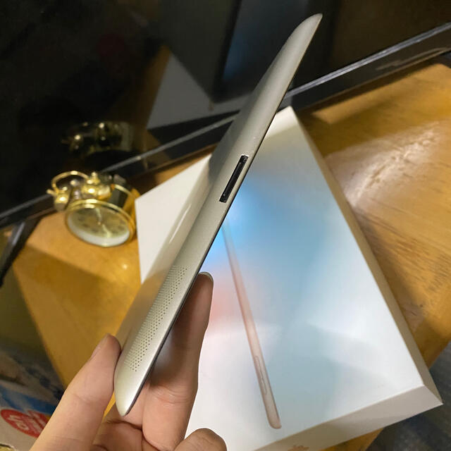 準美品　iPad2 32GB  WIFIモデル　アイパッド第2世代 2