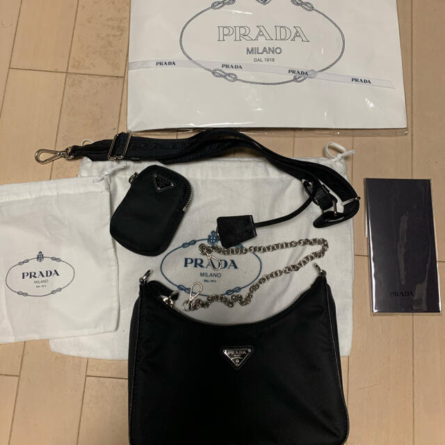 PRADA(プラダ)のゆうな　様専用prada re-edition 2005 ナイロン レディースのバッグ(ショルダーバッグ)の商品写真