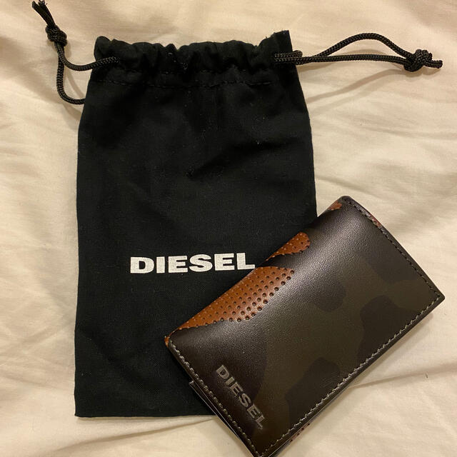 DIESEL(ディーゼル)のDIESEL 6連キーケース メンズのファッション小物(キーケース)の商品写真