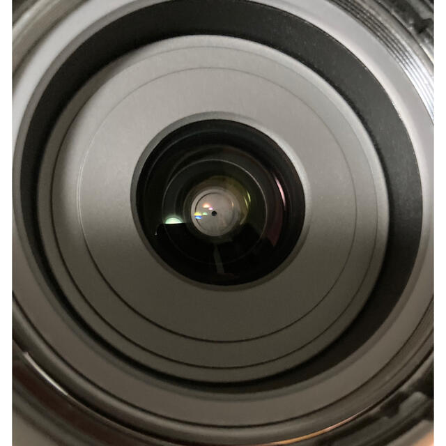 タムロン 20mm F/2.8 Di III OSD (Model F050) - レンズ(単焦点)