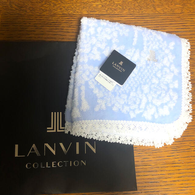 LANVIN(ランバン)の【新品未使用】LANVIN  タオル ハンカチ レディースのファッション小物(ハンカチ)の商品写真