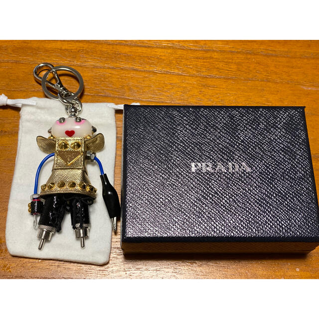 PRADA ロボットチャーム