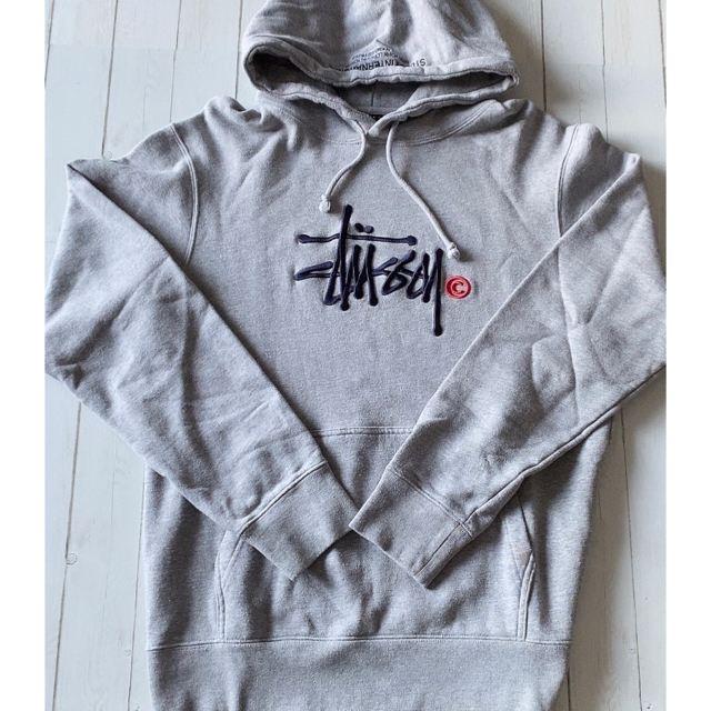 パーカーSTUSSY  パーカー