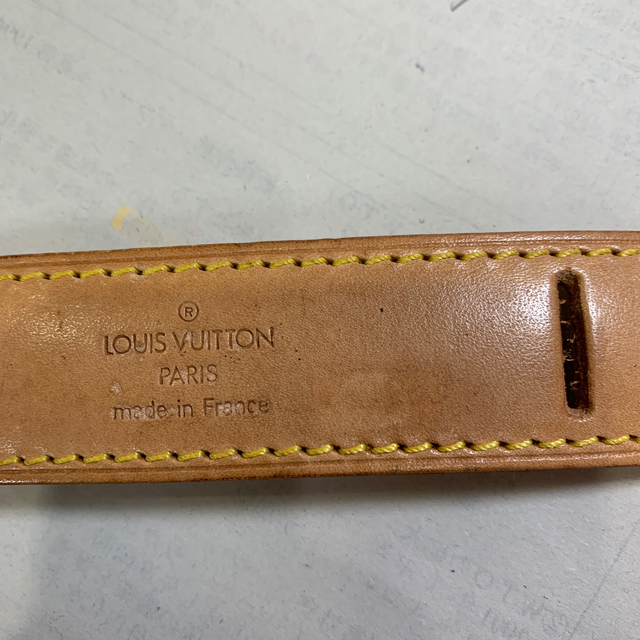 LOUIS VUITTON(ルイヴィトン)のルイスヴィトンショルダーストラップ肩パッド レディースのファッション小物(その他)の商品写真