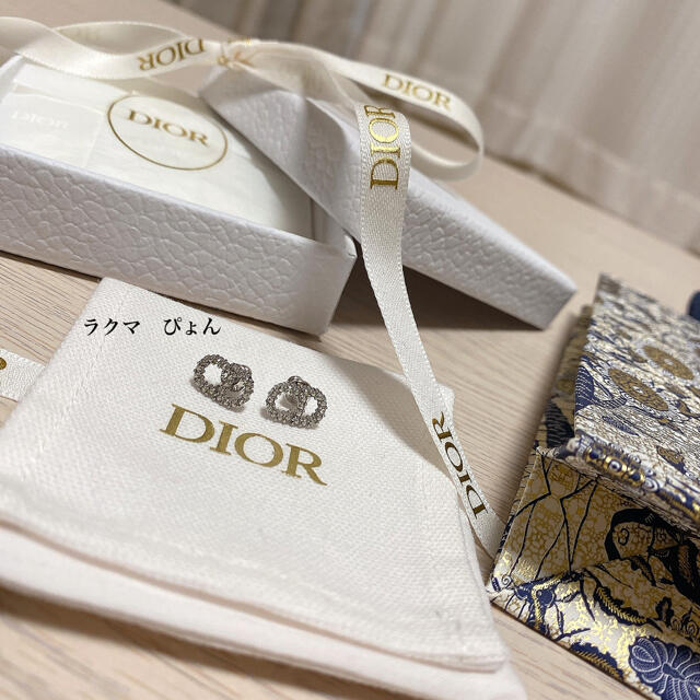 Christian Dior(クリスチャンディオール)の♡ DIOR ピアス　CD ♡ レディースのアクセサリー(ピアス)の商品写真