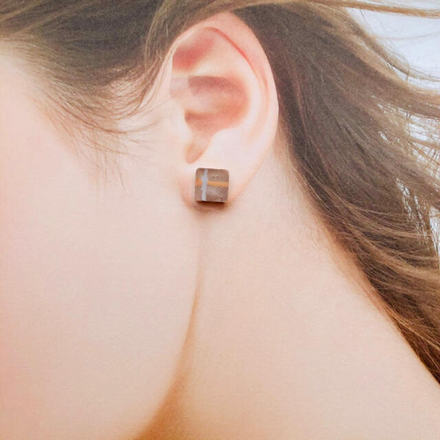 787. チェック風タイル꙳✧˖⌖レジンピアス