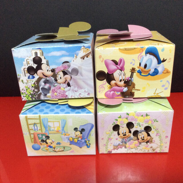 Disney(ディズニー)のディズニー ジグソーパズル  4点セット ⭐️ プチ パズル 204 ピース  エンタメ/ホビーのおもちゃ/ぬいぐるみ(キャラクターグッズ)の商品写真