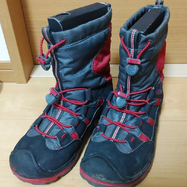 KEEN(キーン)のKEEN　スノーブーツ　22cm スポーツ/アウトドアのアウトドア(登山用品)の商品写真