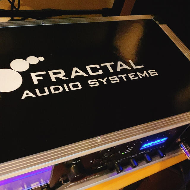 Fractal Audio Systems Axe-Fx III ＋純正ケース 楽器のギター(ギターアンプ)の商品写真